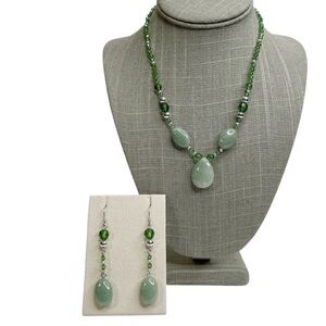 Aventurine Polished Stone Beaded Necklace & Pierced Earrings Set